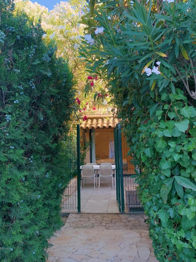 Studio Moderne Dans Le Golfe De Saint-Tropez Гасен Екстериор снимка