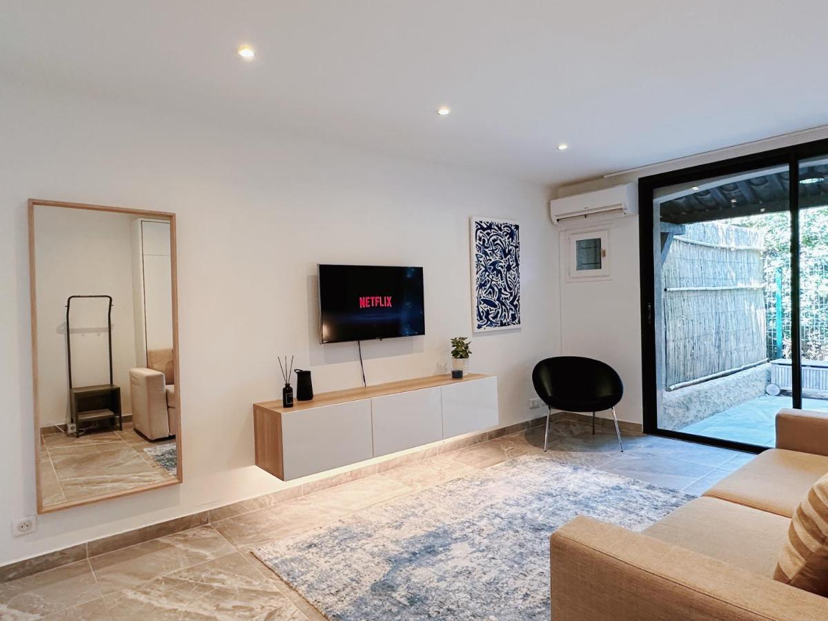 Studio Moderne Dans Le Golfe De Saint-Tropez Гасен Екстериор снимка
